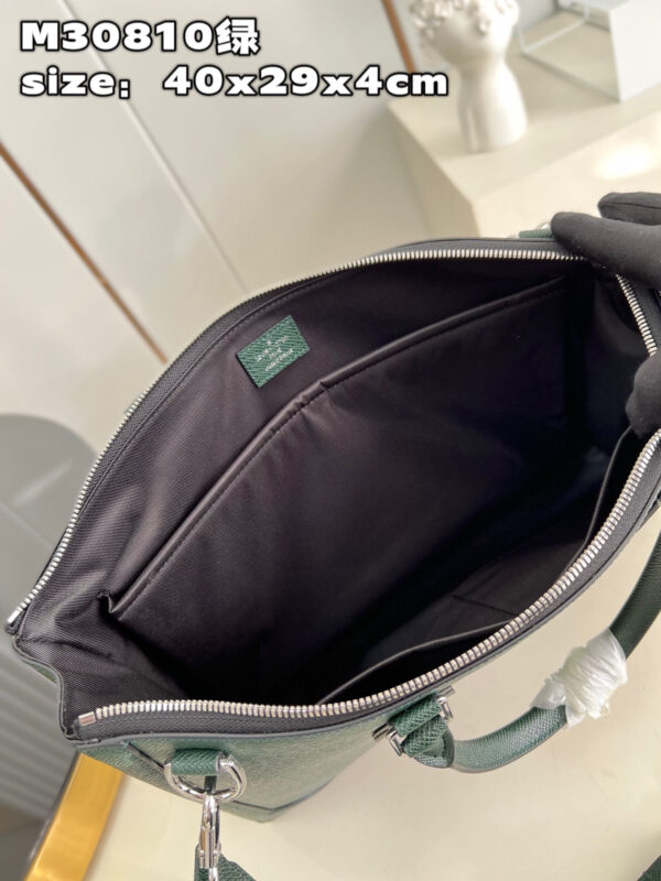 Louis Vuitton Maletin Slim