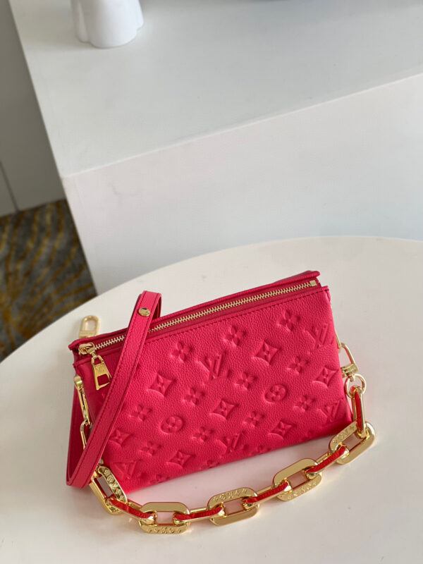Louis Vuitton Coussin BB