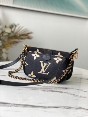 Louis Vuitton Multi Pochette Accessories