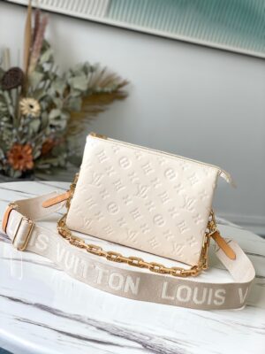 Louis Vuitton Coussin