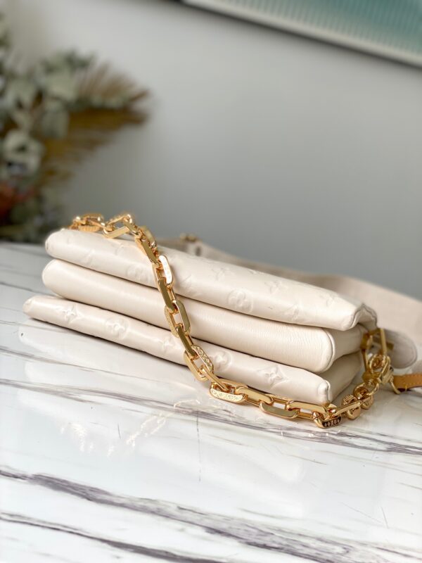 Louis Vuitton Coussin