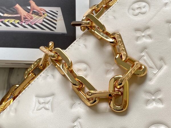 Louis Vuitton Coussin