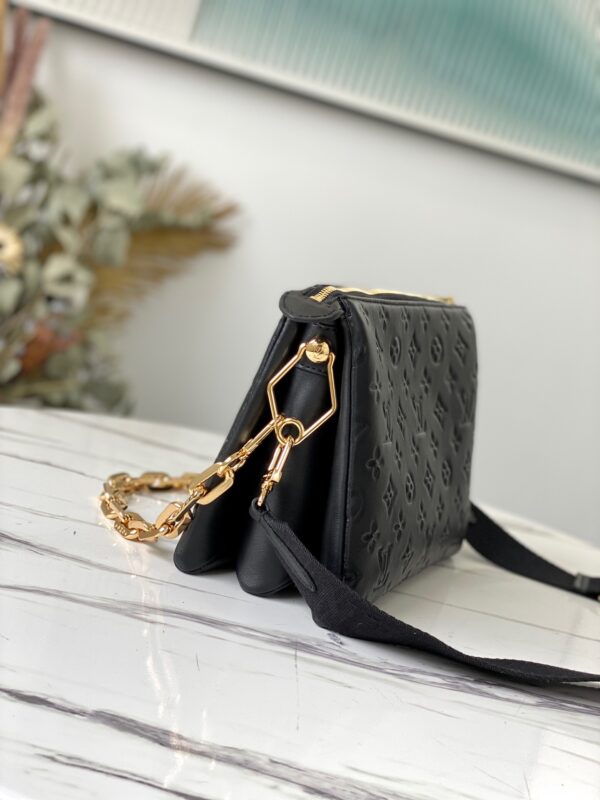 Louis Vuitton Coussin
