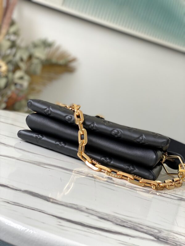 Louis Vuitton Coussin