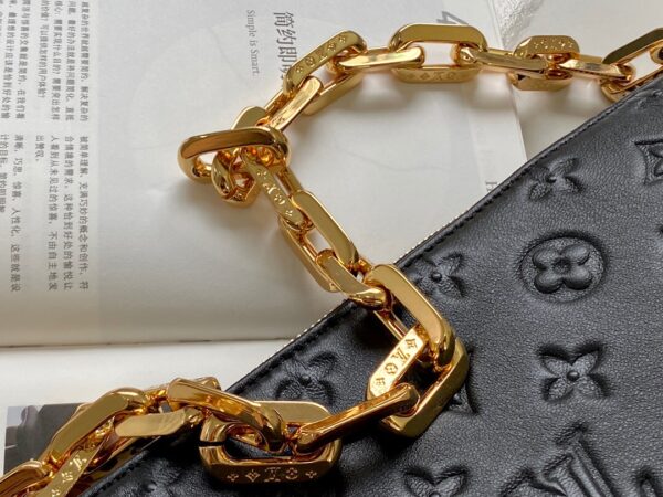 Louis Vuitton Coussin