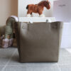 Celine Cabas Phantom