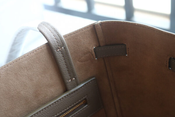 Celine Cabas Phantom