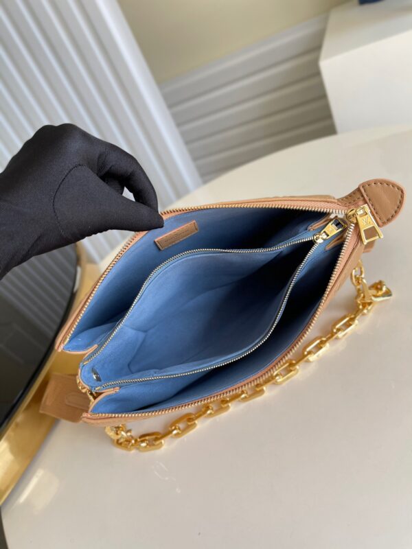 Louis Vuitton Coussin