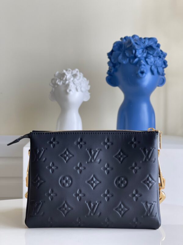 Louis Vuitton Coussin