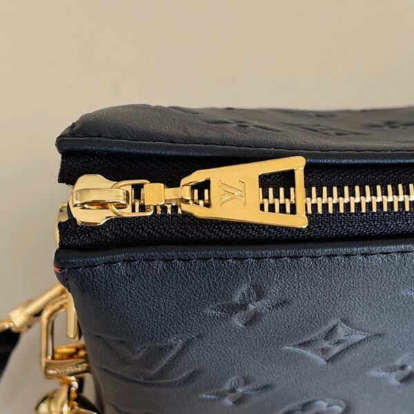 Louis Vuitton Coussin