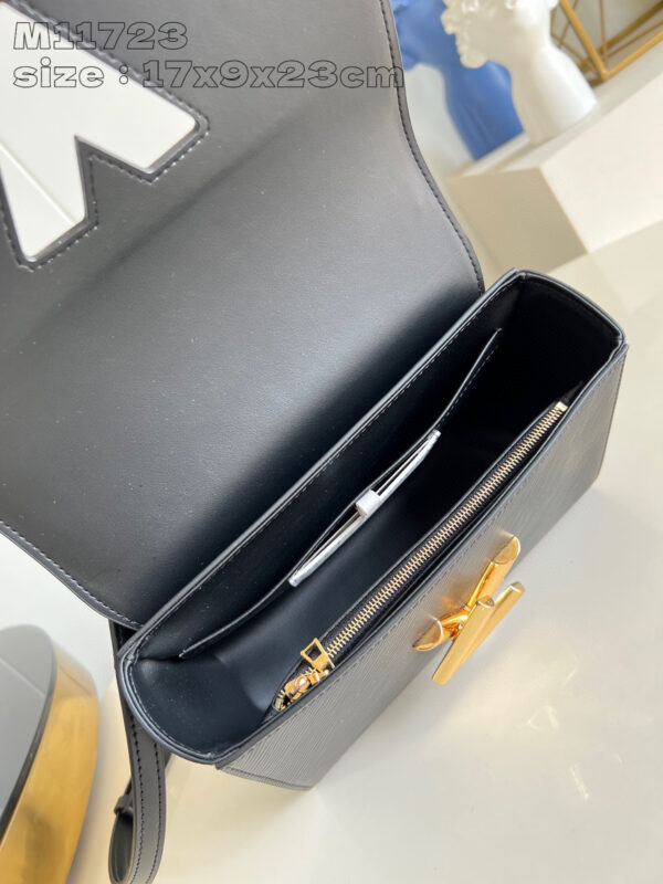 Louis Vuitton Twist MM Bag