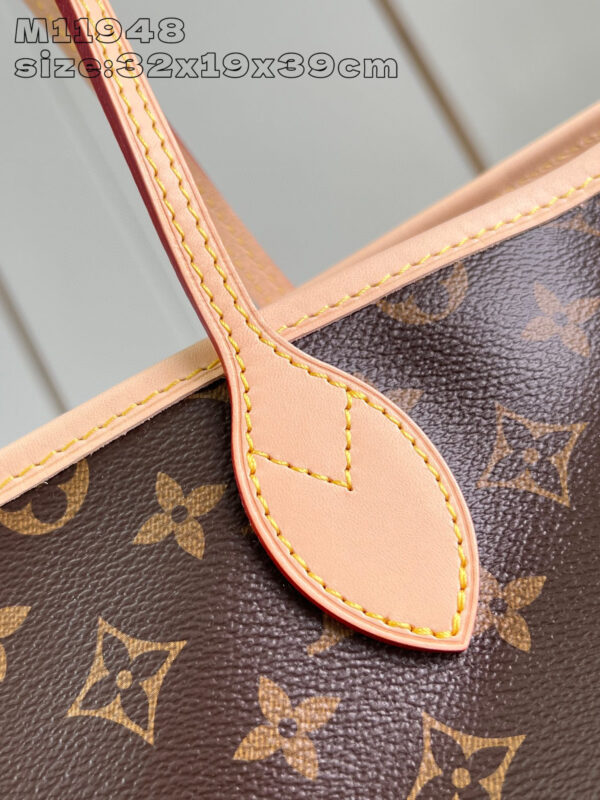 Louis Vuitton Neverfull Bandoulière Inside Out GM Bag