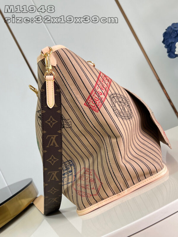 Louis Vuitton Neverfull Bandoulière Inside Out GM Bag