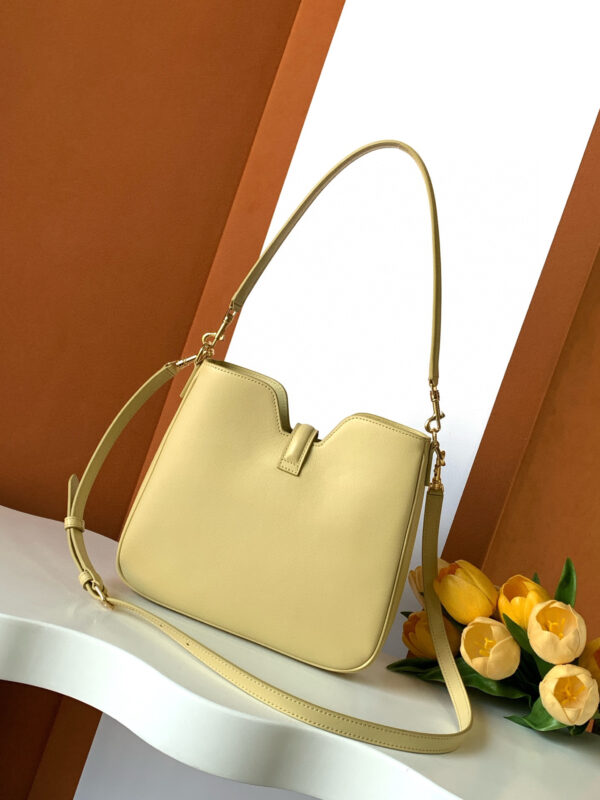 Celine SMALL CAMILLE 16 SOFT BAG IN SMOOTH CALFSKIN