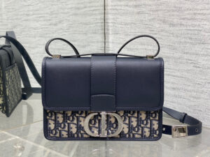 Dior 30 Montaigne Bag