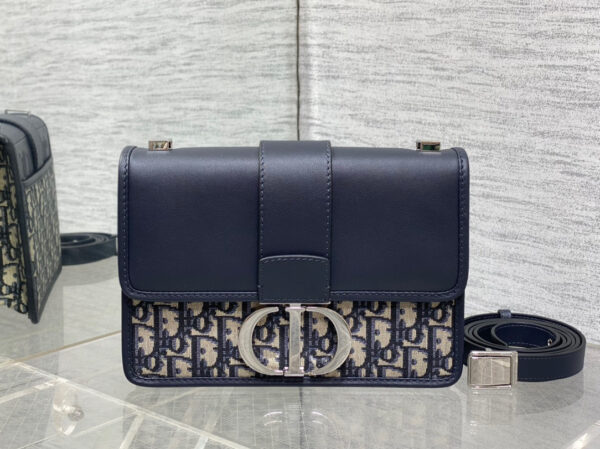 Dior 30 Montaigne Bag