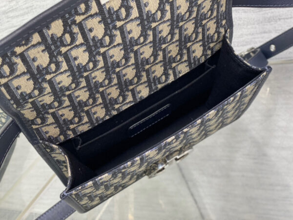 Dior 30 Montaigne Bag