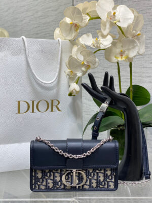Dior 30 Montaigne Chain Bag