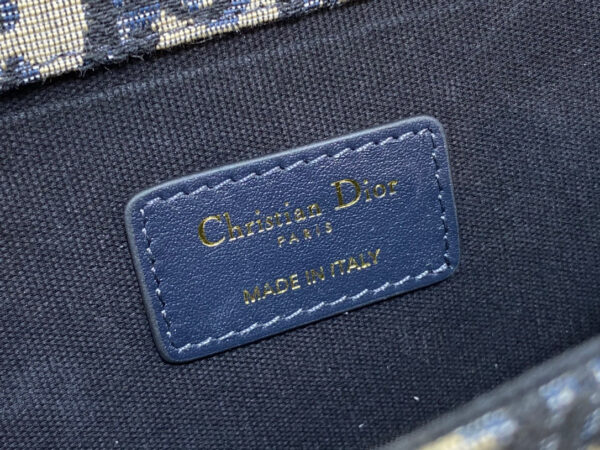 Dior 30 Montaigne Chain Bag