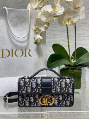 Dior Miss Montaigne WOC