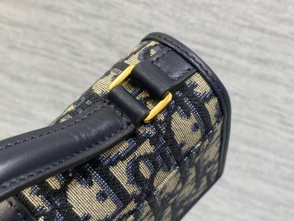 Dior Miss Montaigne WOC