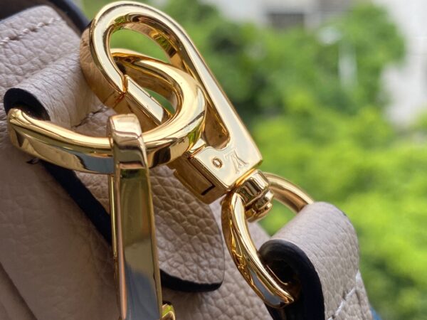 Louis Vuitton Lockme Tender