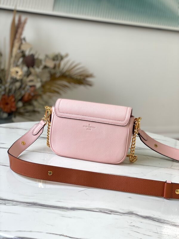 Louis Vuitton Lockme Tender