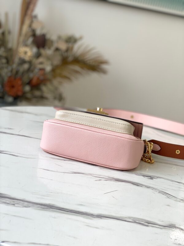 Louis Vuitton Lockme Tender
