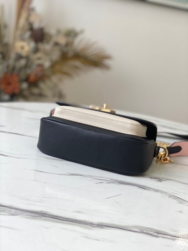 Louis Vuitton Lockme Tender