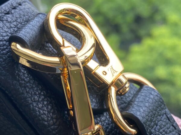 Louis Vuitton Lockme Tender