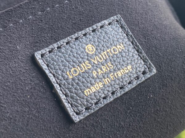 Louis Vuitton Lockme Tender