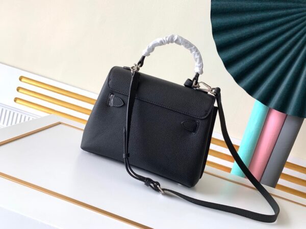 Louis Vuitton Sac Lockme BB