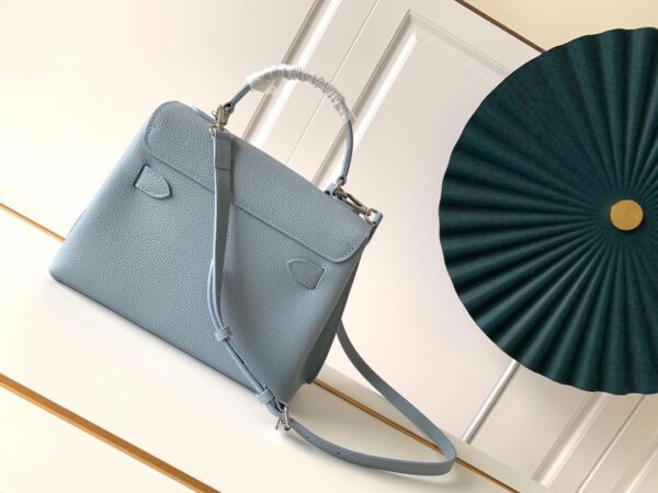 Louis Vuitton Sac Lockme BB