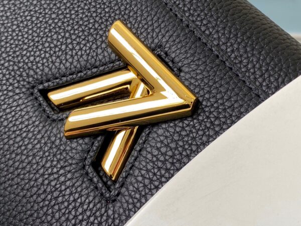 Louis Vuitton Twist One Handle