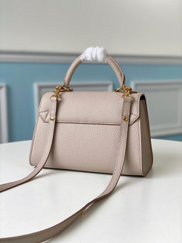 Louis Vuitton Twist One Handle
