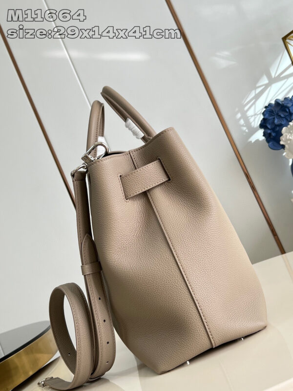 Louis Vuitton Georges MM Tote Bag