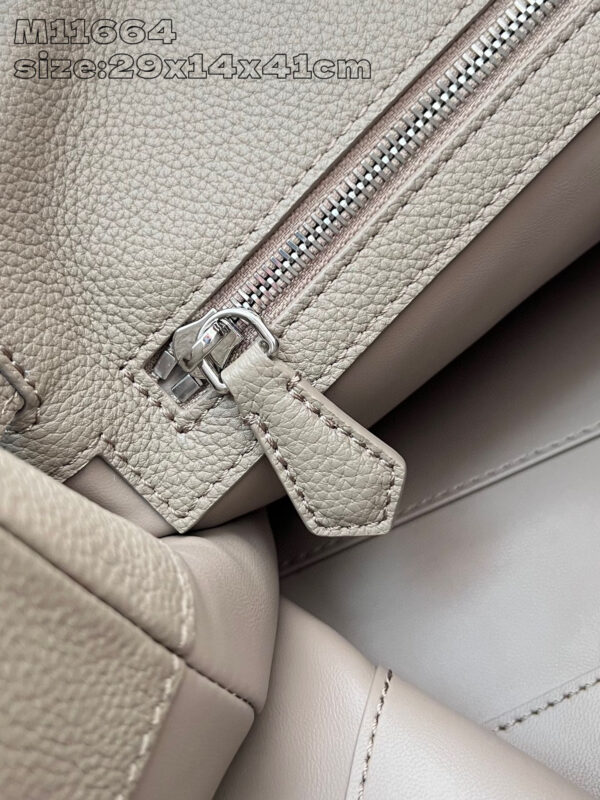 Louis Vuitton Georges MM Tote Bag