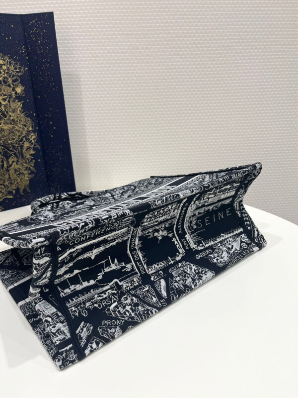 MEDIUM DIOR BOOK TOTE