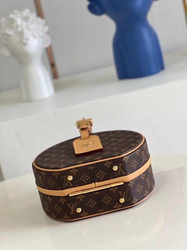 Louis Vuitton Petite Boite Chapeau