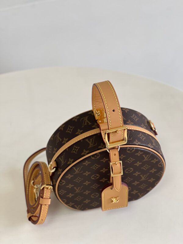 Louis Vuitton Petite Boite Chapeau