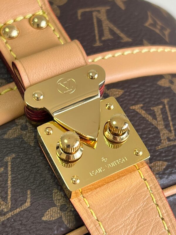 Louis Vuitton Petite Boite Chapeau