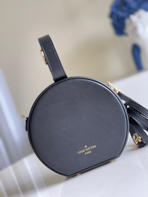 Louis Vuitton Petite Boite Chapeau