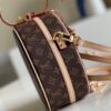 Louis Vuitton Petite Boite Chapeau
