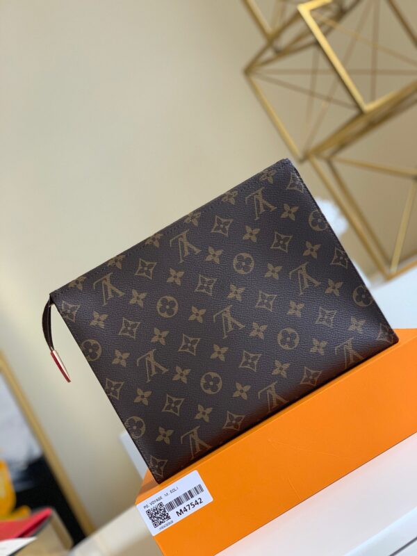Louis Vuitton Toilery Pouch