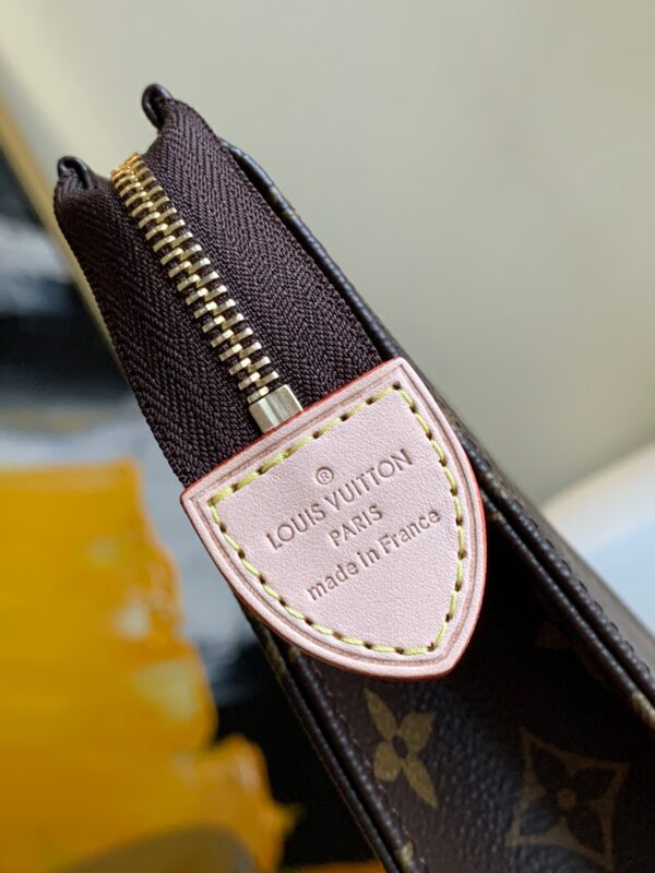 Louis Vuitton Toilery Pouch
