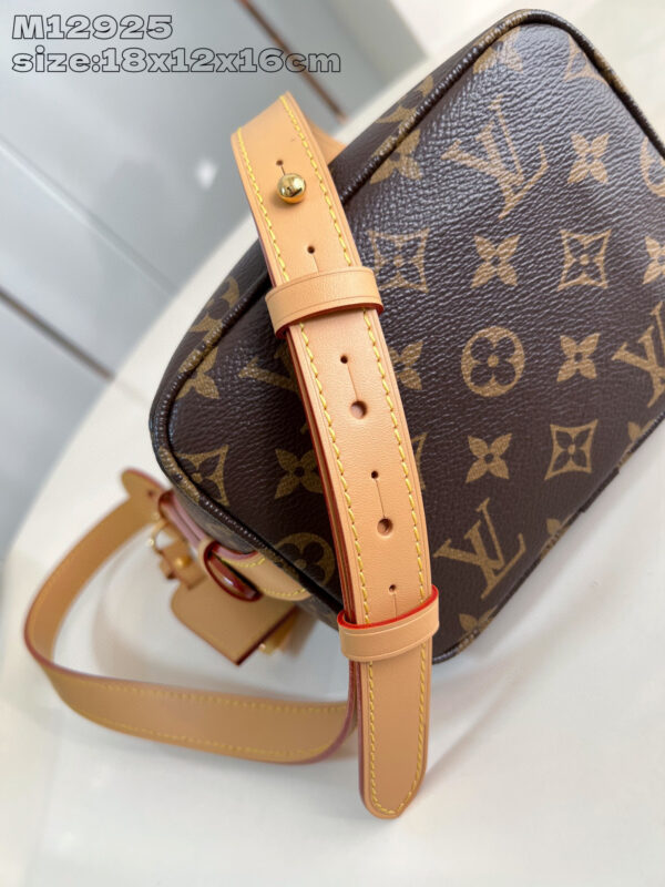 Louis Vuitton All In BB