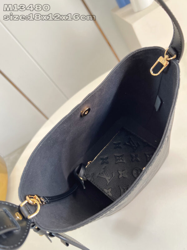 Louis Vuitton All In BB