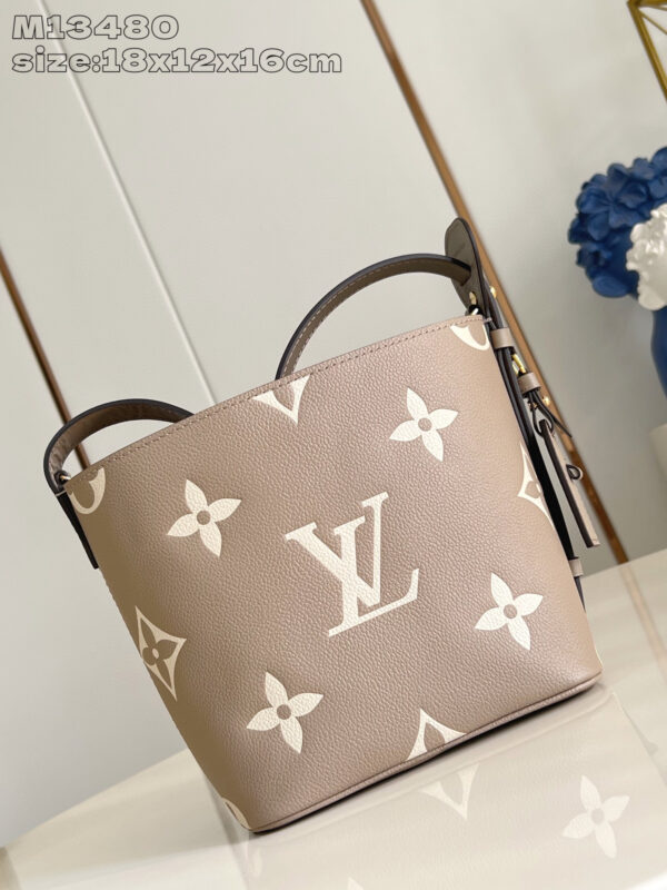 Louis Vuitton All In BB