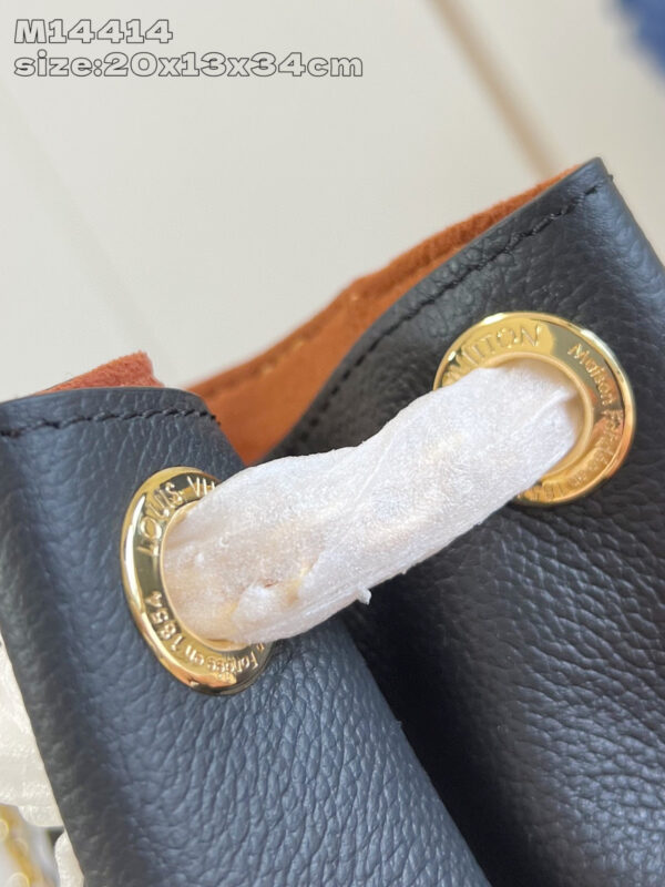 Louis Vuitton Anytime PM