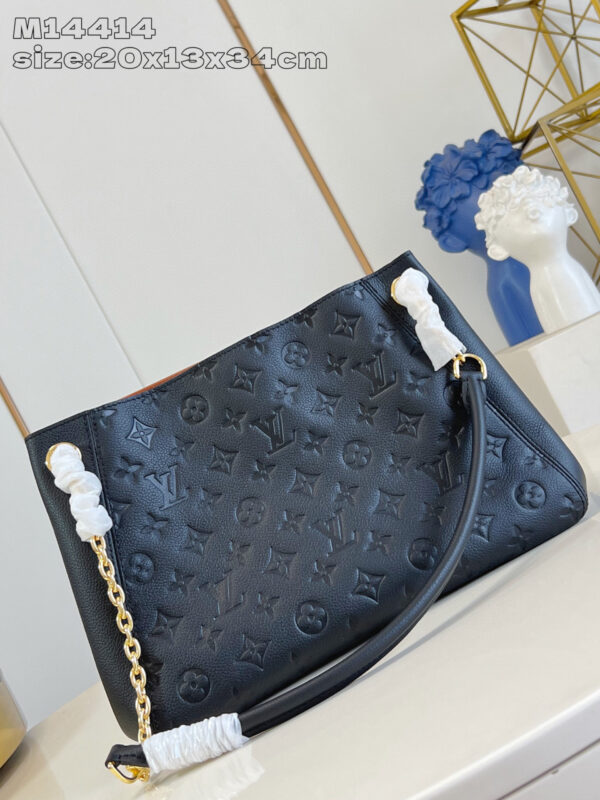 Louis Vuitton Anytime PM